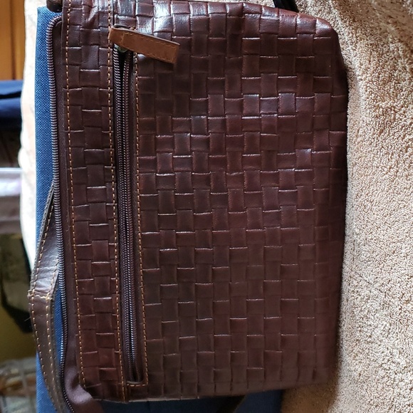 Jack Georges | Leather Crossbody - Picture 3 of 11